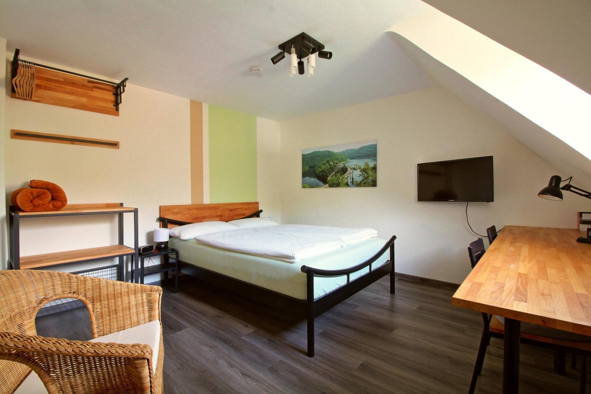 Toms Gaestehaus ชไลเดิน ภายนอก รูปภาพ